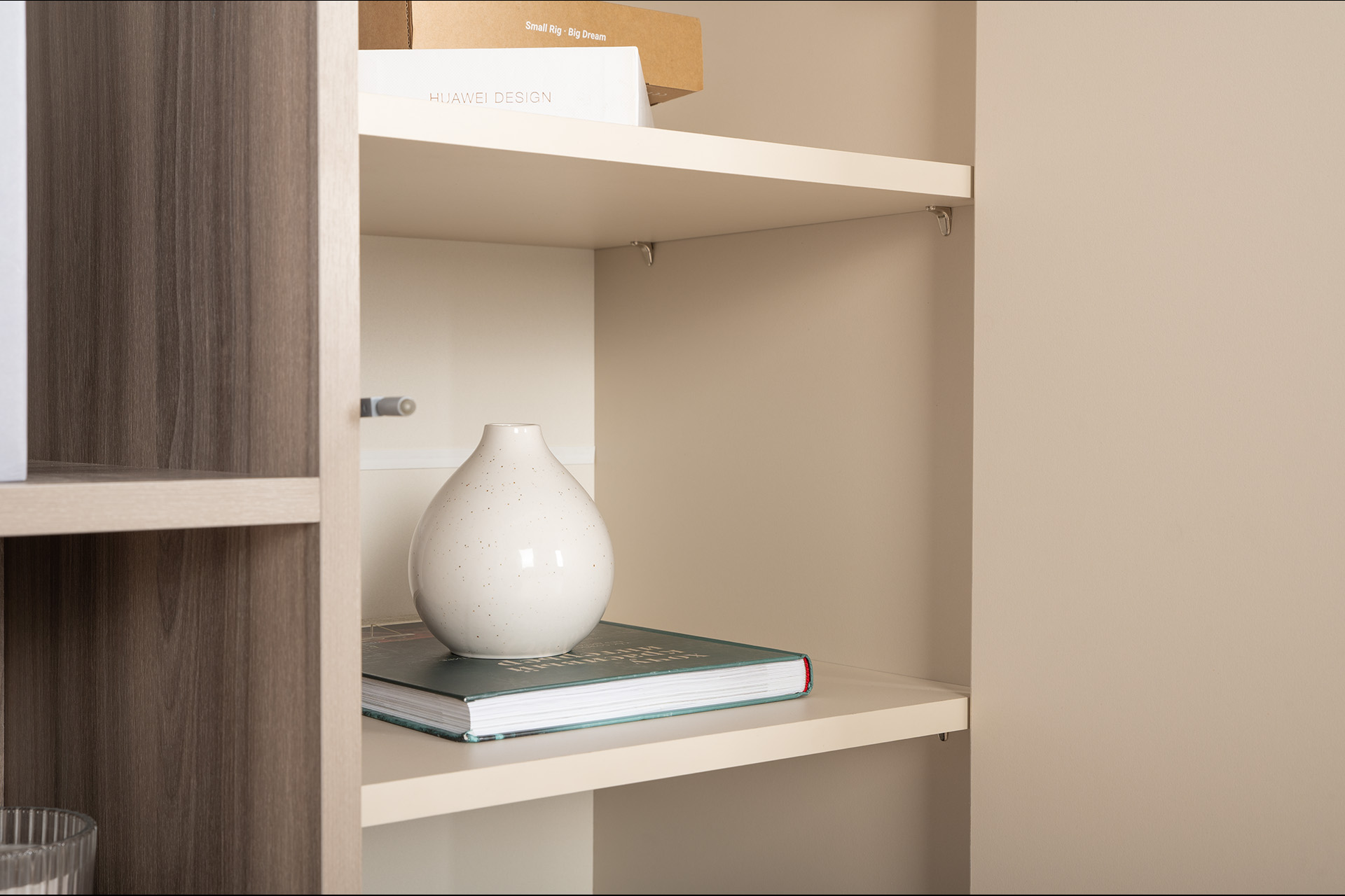 Сатин 7045 SU, Эмили Блаш U9135, Белый PE шагрень