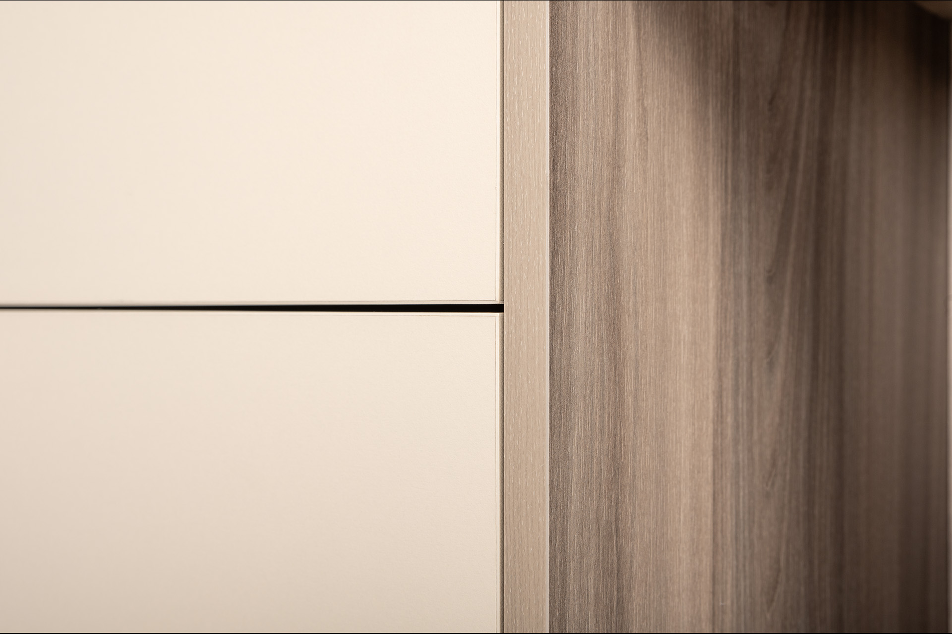 Сатин 7045 SU, Эмили Блаш U9135, Белый PE шагрень